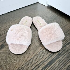 Michael Kors Jet Set Pastel Pink Short Faux Fur Slide Comfy Cozy Feminine Travel